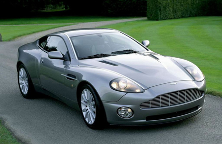 Luxury Aston Martin car to boost sales in China 